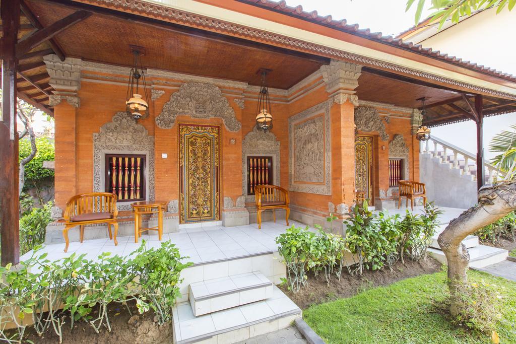 Surya Tropical Kuta Hotel กูตา ภายนอก รูปภาพ