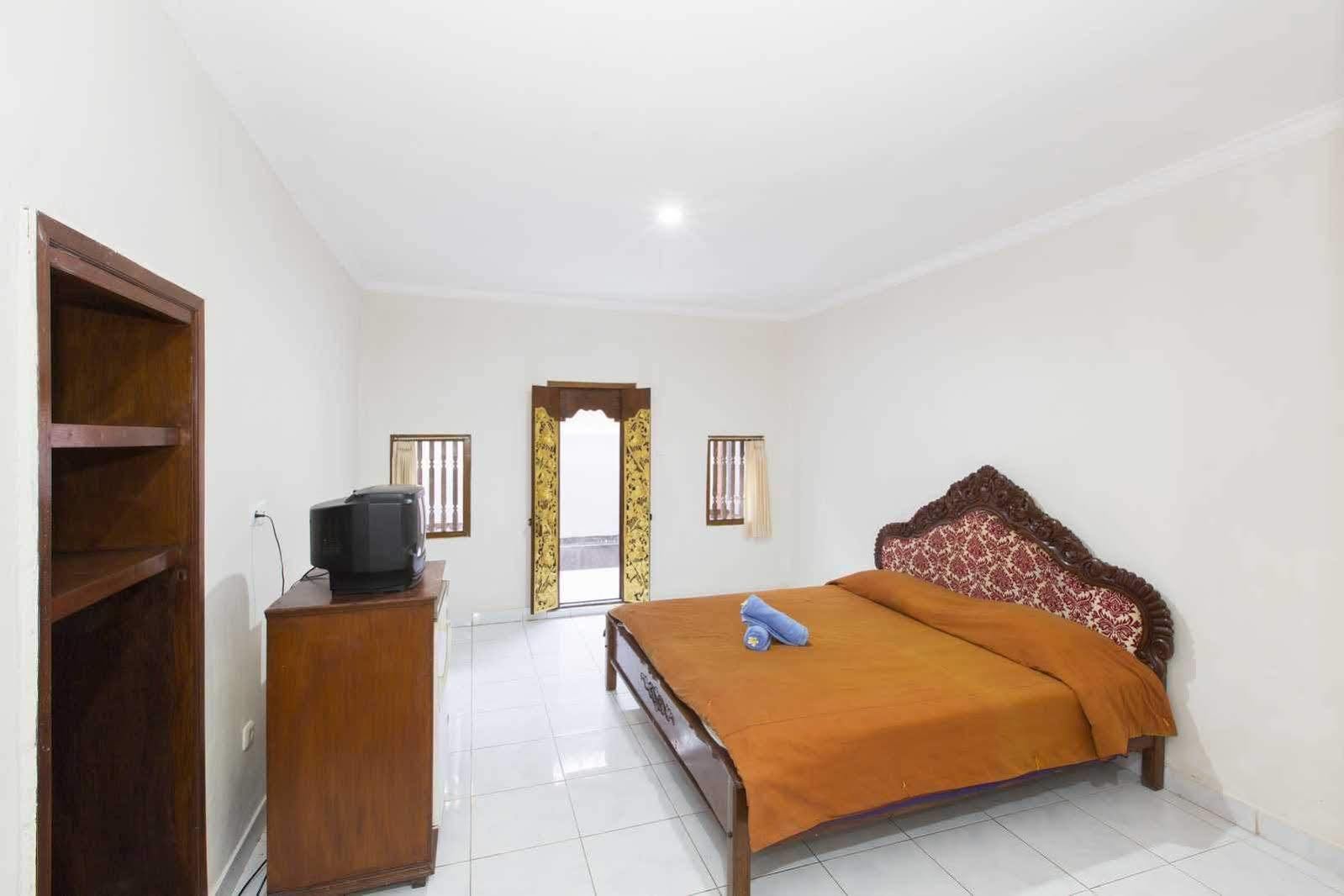 Surya Tropical Kuta Hotel กูตา ภายนอก รูปภาพ